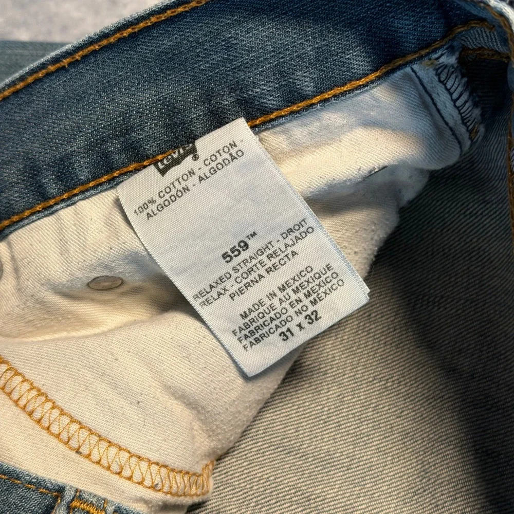 Levis 559 Relaxed Straight Jeans Mens 31x32 Medium Wash Blue Cotton Denim Pants